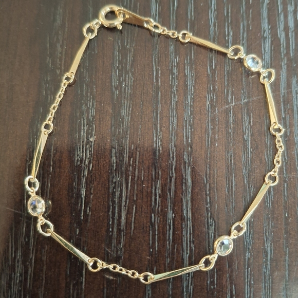 1980s Highly Collectible AVON Bracelet - Picture 1 of 4